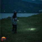 حشره کش و چراغ چادر نیچرهایک مدل NH22ZM005