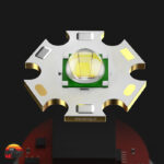 چراغ قوه Smiling Shark C100